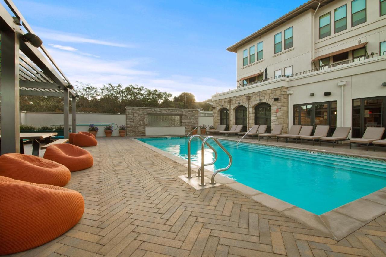 Global Luxury Suites In The Heart Of San Carlos Exterior photo